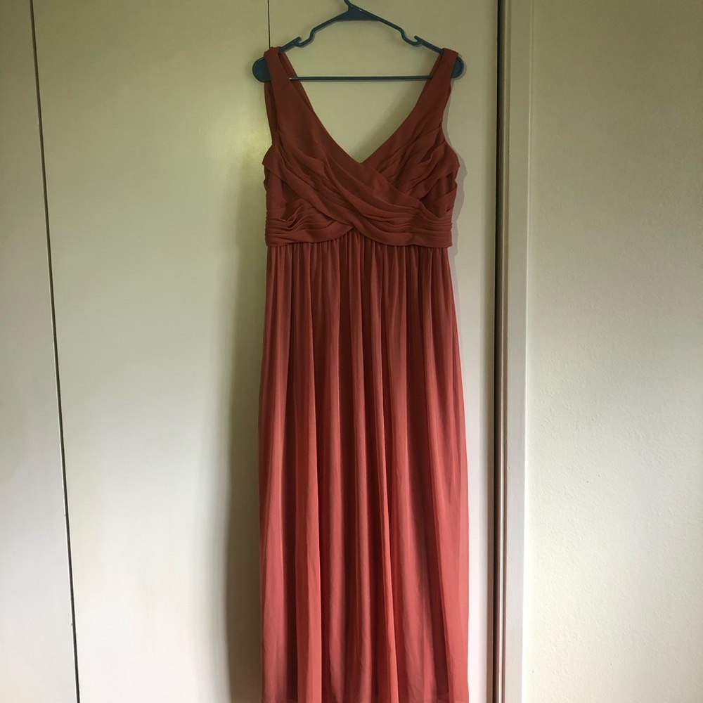 🌸 David’s Bridal Pink Mesh Bridesmaid Dress Size 14 🌸